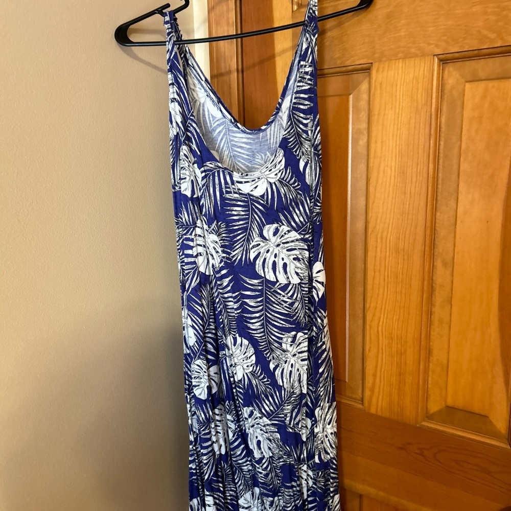 Ellos 1X cross back blue print dress.